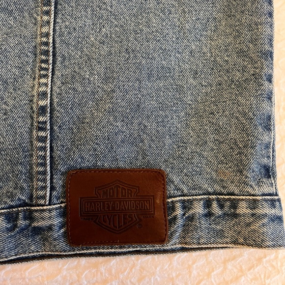 Harley Davidson Embroidered Denim Vest - Size XL - Picture 6 of 11